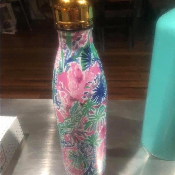 Lilly Pulitzer Other - Lily Pulitzer Swell Bottle